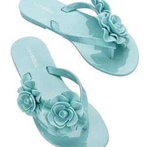 Mini Melissa Girls Harmonic Garden sandals. Light Blue. Sz 1.